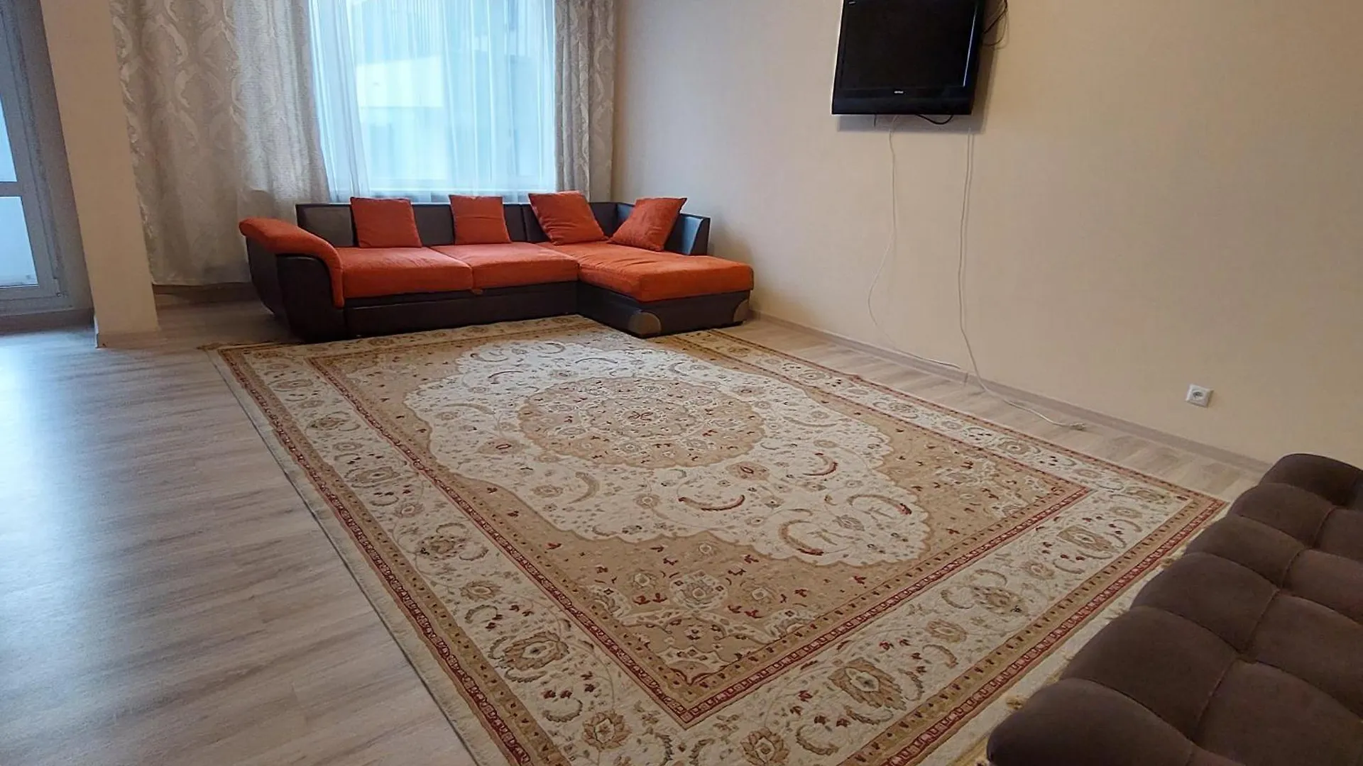 Apartment 4 Комнатная Квартира Almaty